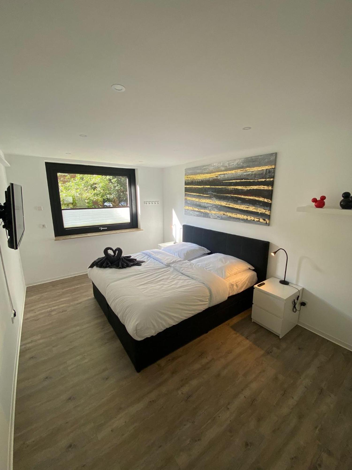 Moderne 2-Zimmer-Wohnung Mit Garten ハノーファー エクステリア 写真
